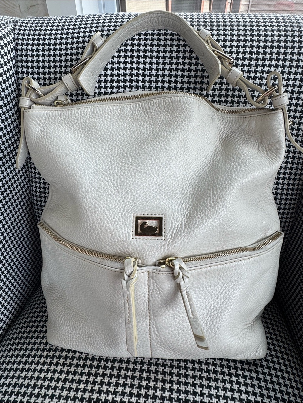 Dooney & Bourke Dillen Large Pocket Sac Purse  White Pebbled Leather